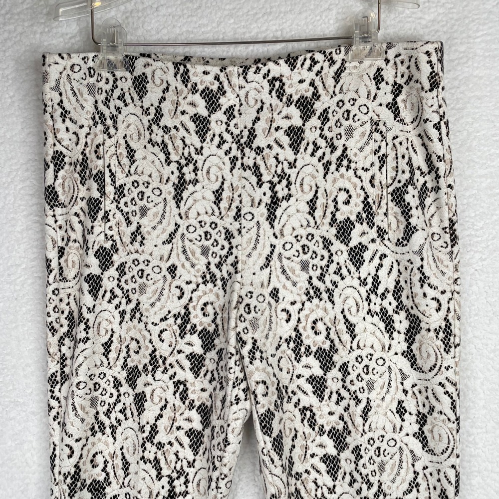 Chicos Womens Size 2 Black White Lace Print Ankle Pants Pull On Stretch Career
